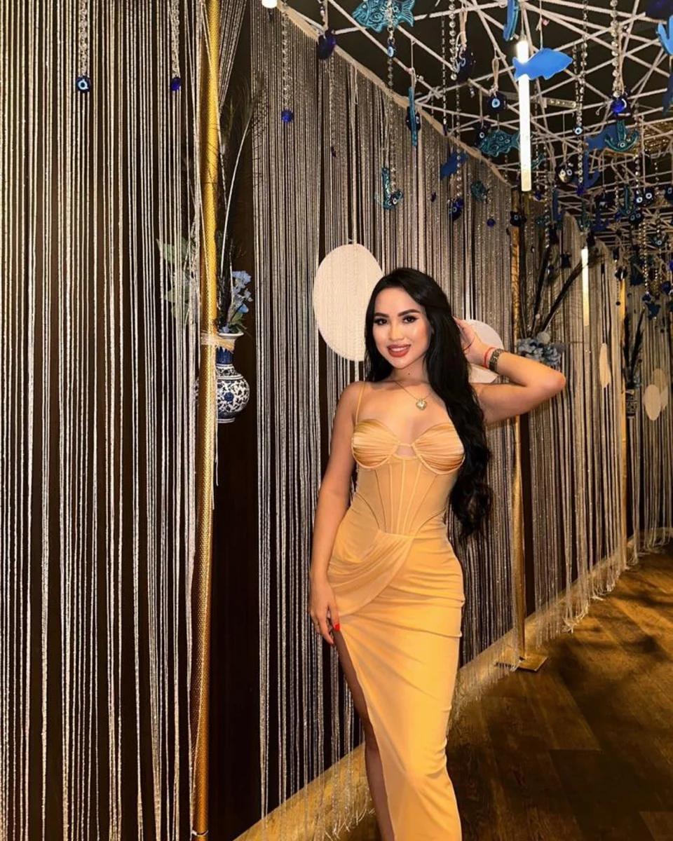 Alia escort in London