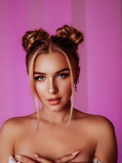 Candy escort in London