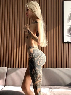 Eva escort in London