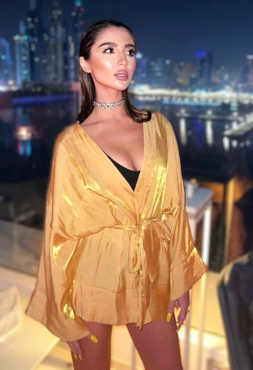 Gina escort in London