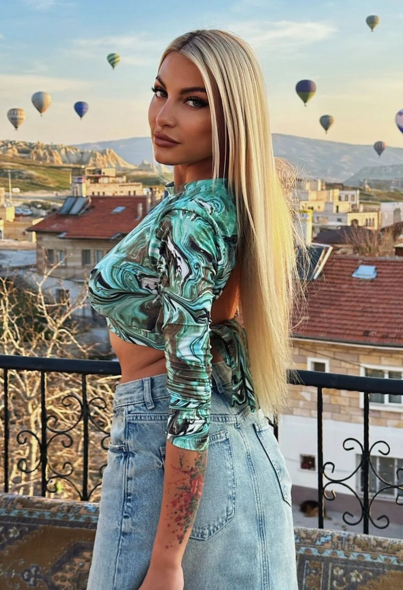 Kristina escort in London