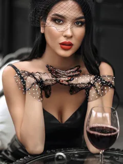 Lila escort in London