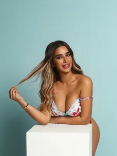 Maya escort in London