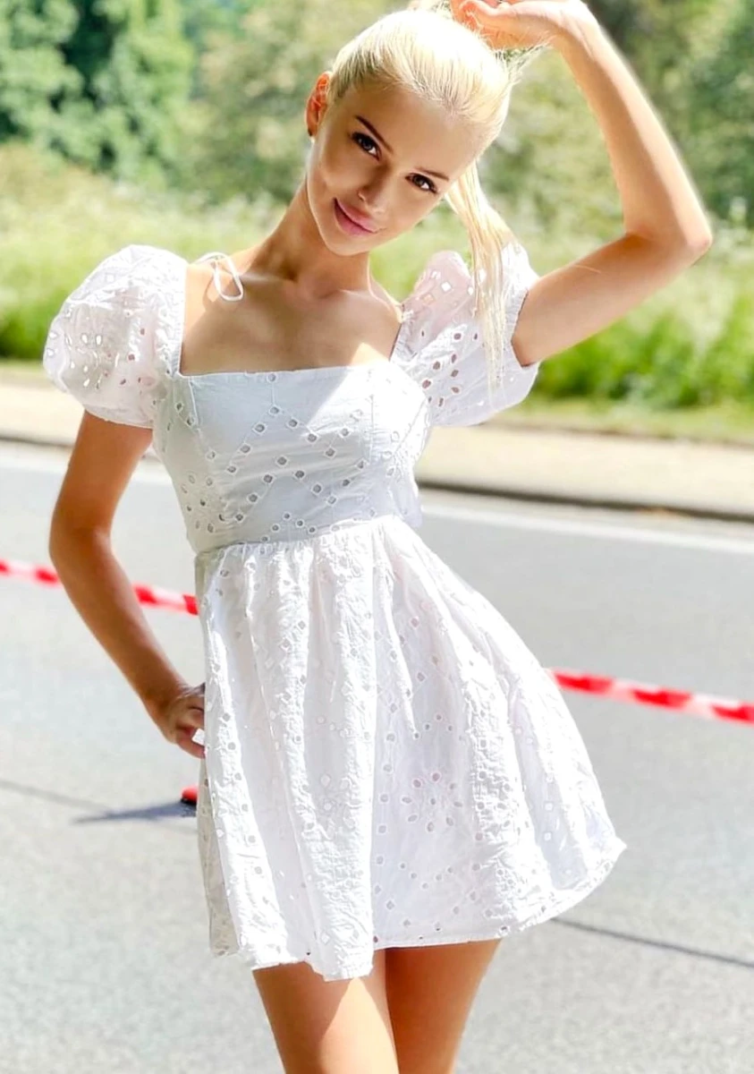 Milena escort in London