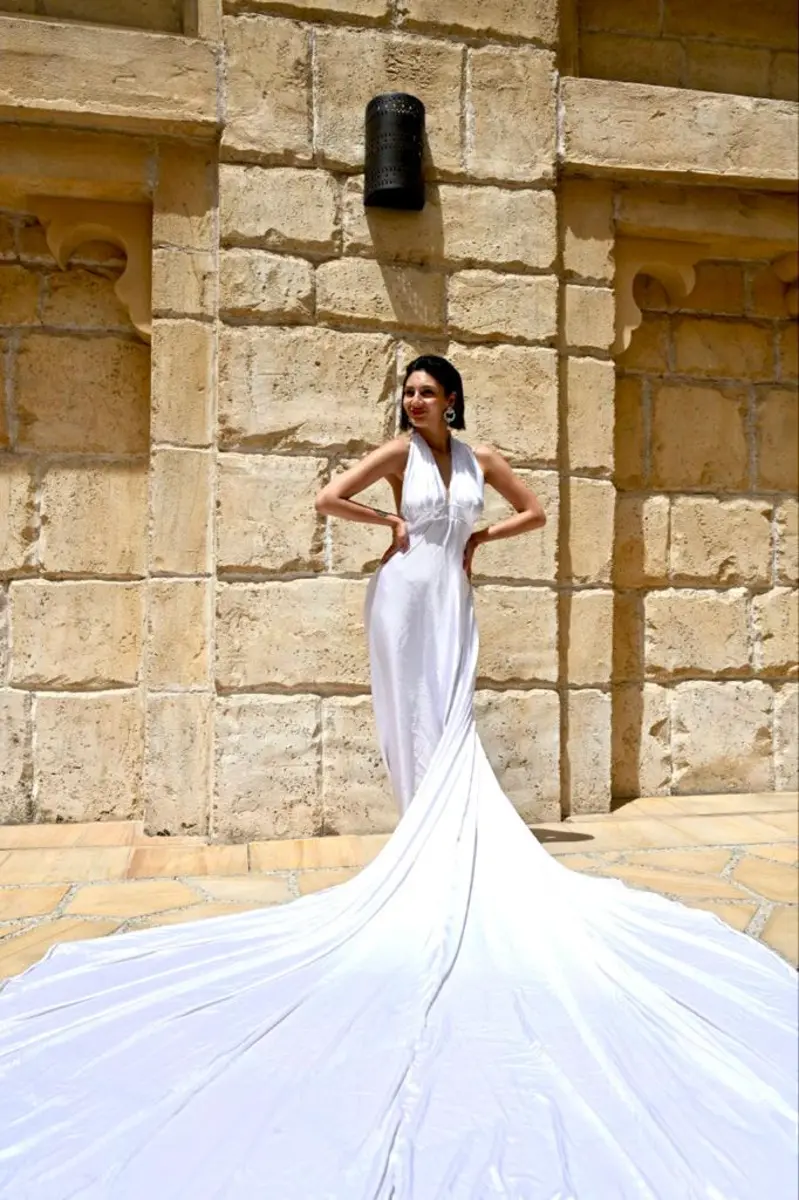 Tina escort in London