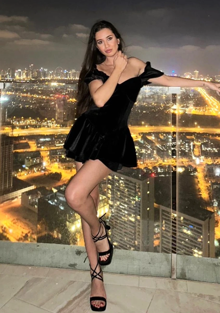 Vita escort in London
